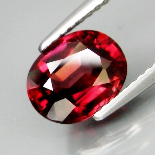 3.03CT SPARKLING NATURAL RICH REDDISH PINK ZIRCON