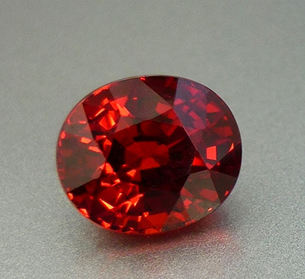 3.05CT EXCELLENT HUGE OVAL 100% NATURAL ORANGE RED SPESSARTITE