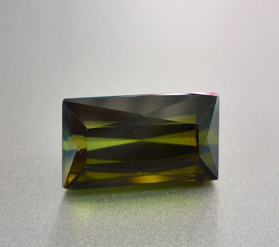 3.06CT UNHEATED SPLENDID HUGE 100% NATURAL DARK GREEN TOURMALINE