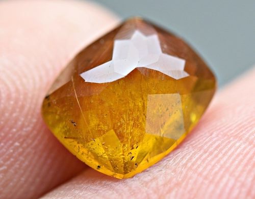 3.10CT VERY RARE COLLECTORS STONE EXCELLENT BASTNASITE