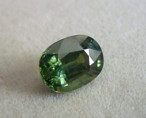 3.36CT SUMPTUOUS GREEN SAPPHIRE