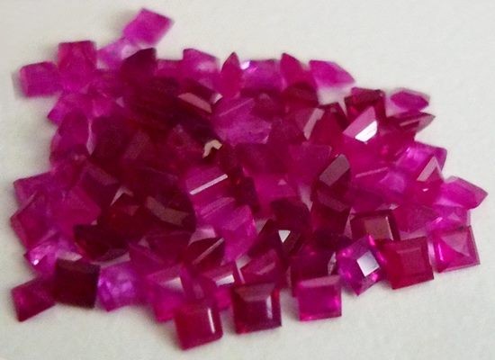 3.37CT GLOWING VERY BEAUTIFUL NATURAL RED RUBY LOT