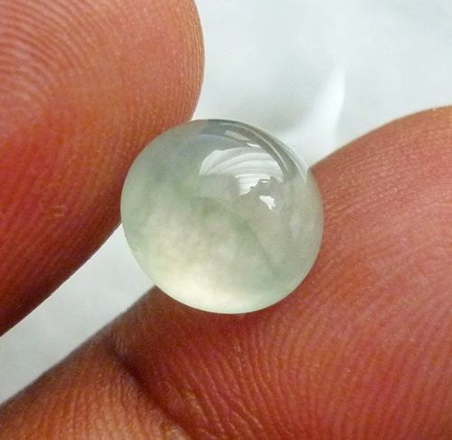 3.40CT UNTREATED PALE GREEN NATURAL A GRADE JADEITE