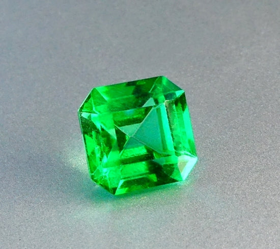 3.45CT BEAUTIFUL HUGE EMERALD CUT NATURAL VIBRANT GREEN BERYL