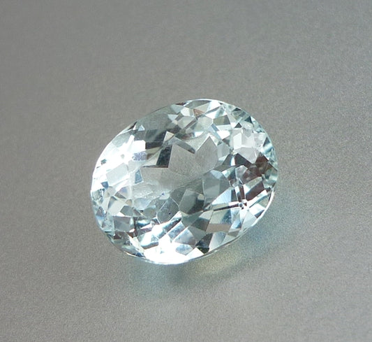 3.63CT 優れた巨大なオーバル サンタマリア ブルー 100% 天然アクアマリン