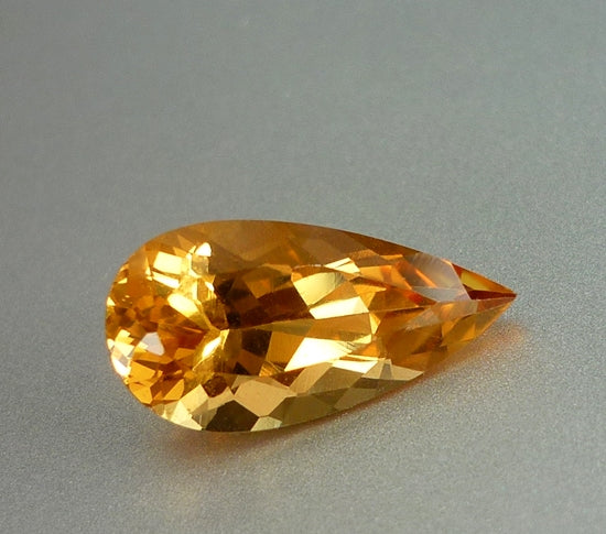 3.91CT BEAUTIFUL HUGE 100% NATURAL (YELLOW EMERALD) GOLDEN YELLOW BERYL