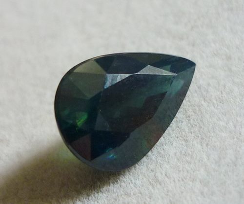 3.91CT EXCELLENT BLUE GREEN SAPPHIRE