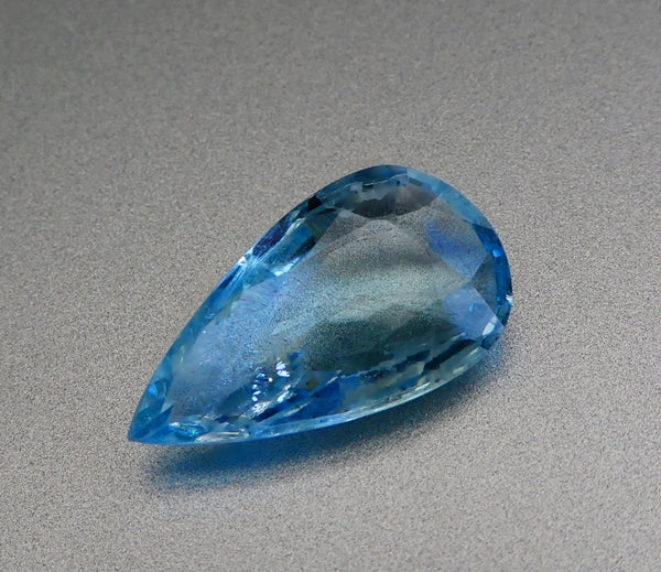 3.95CT BEAUTIFUL PEAR CUT LIGHT SKY BLUE 100% NATURAL AQUAMARINE