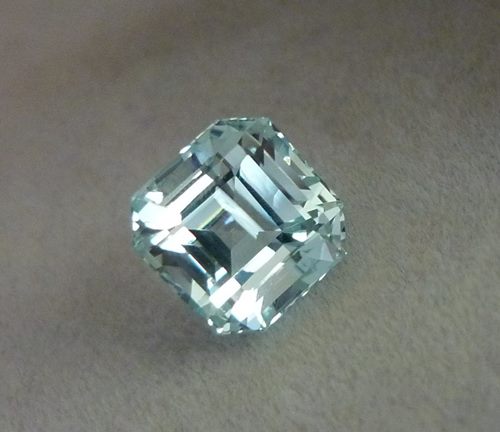 3.96CT サンタマリア ブルー アクアマリン