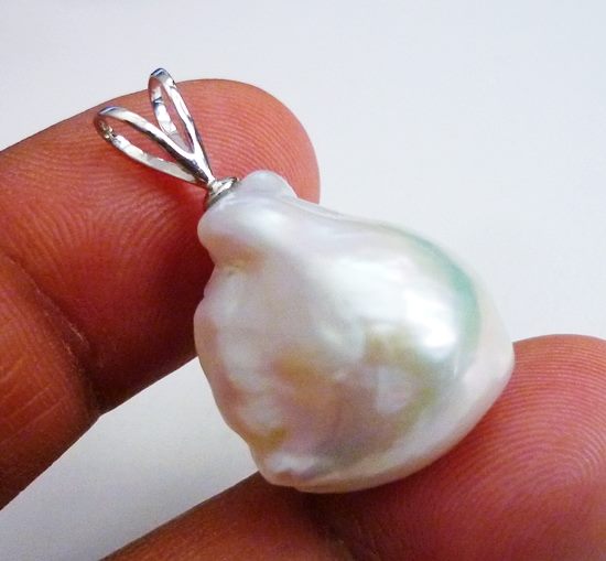 35.00CT GLOWING HUGE WHITE JAPANESE KASUMI PEARL 14K SOLID WHITE GOLD PENDANT