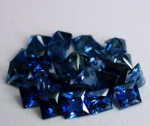 4.07CT EXCELLENT PRINCESS CORNFLOWER BLUE CEYLON SAPPHIRE LOT