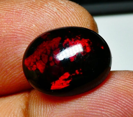 4.14CT UNHEATED RAINBOW STUNNER FLASHING 100% NATURAL BLACK OPAL