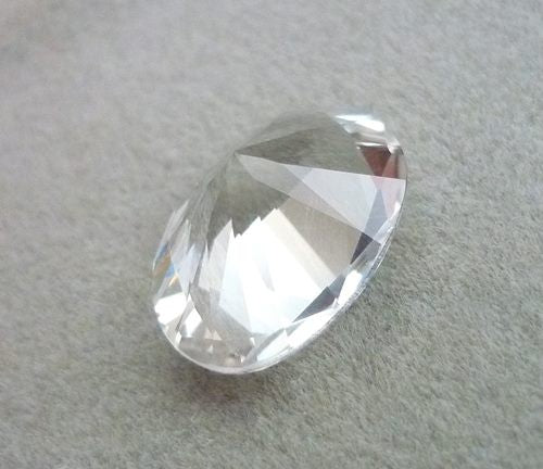 4.65CT DAZZLING BEST CUT  NATURAL WHITE QUARTZ