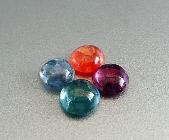 4.77CT SPLENDID ROUND CAB MULTI-COLOUR BURMESE SPINEL LOT