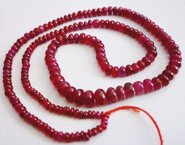 48.80CT UNHEATED BLOOD RED RONDELLE RUBY BEADS STRAND 15INCHES