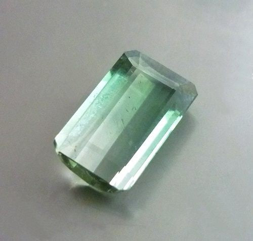 5.09CT GORGEOUS HUGE 100% NATURAL BI-COLOUR TOURMALINE