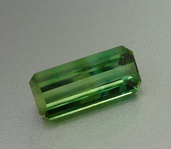 5.38CT 優れた巨大な八角形 100% 天然ブルーグリーン トルマリン