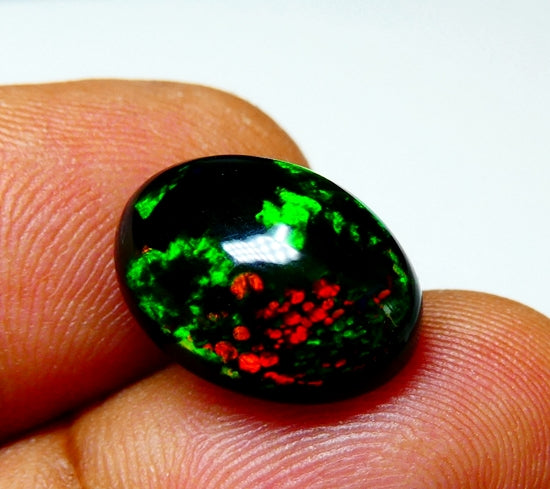 5.74CT UNHEATED RAINBOW STUNNER FLASHING 100% NATURAL BLACK OPAL