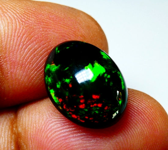 5.74CT UNHEATED RAINBOW STUNNER FLASHING 100% NATURAL BLACK OPAL