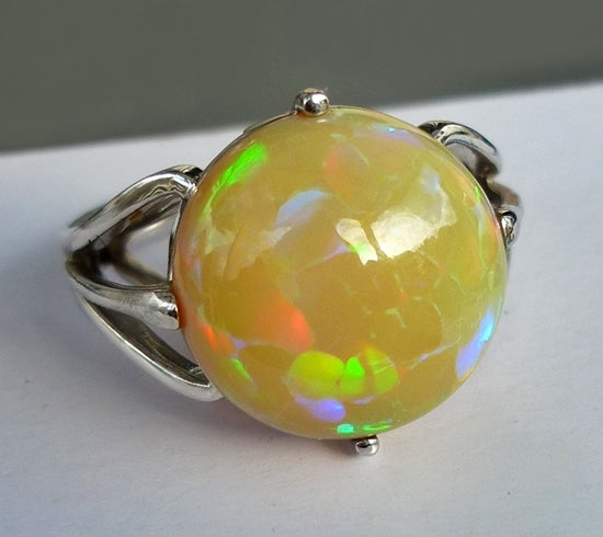 6.59CT EXCELLENT HUGE SOLITAIRE MULTI-COLOUR OPAL 10K SOLID WHITE GOLD RING 10.30gms