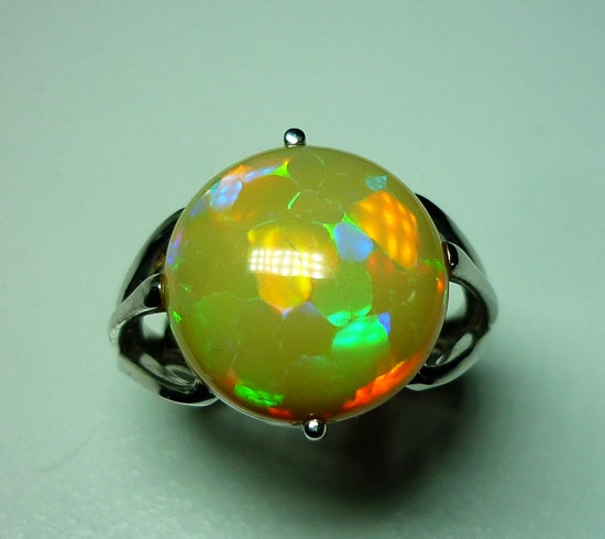 6.59CT EXCELLENT HUGE SOLITAIRE MULTI-COLOUR OPAL 10K SOLID WHITE GOLD RING 10.30gms