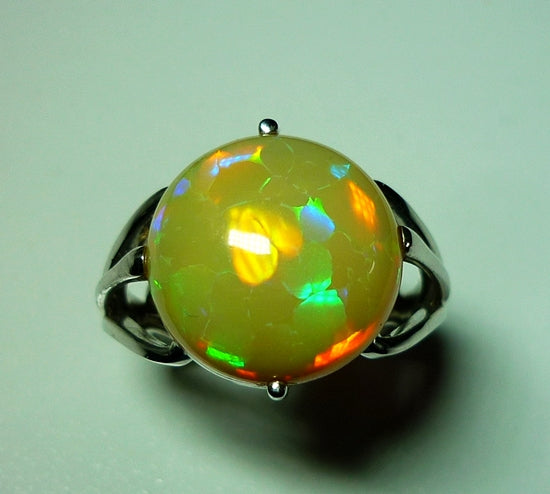 6.59CT EXCELLENT HUGE SOLITAIRE MULTI-COLOUR OPAL 10K SOLID WHITE GOLD RING 10.30gms