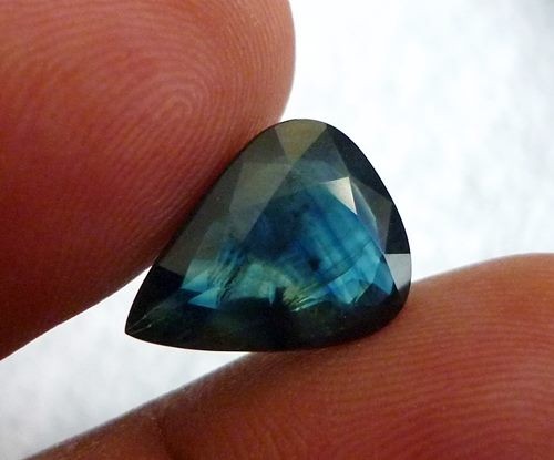 6.44CT EXCELLENT HUGE NATURAL GREEN BLUE SAPPHIRE