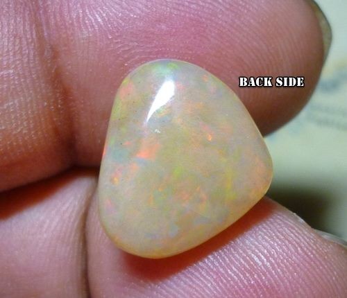 6.77CT RAINBOW FLASHING NATURAL CRYSTAL OPAL