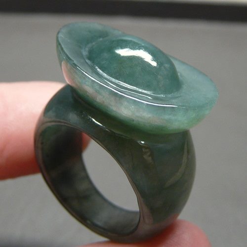 67.00CT UNTREATED GREEN A GRADE JADEITE RING