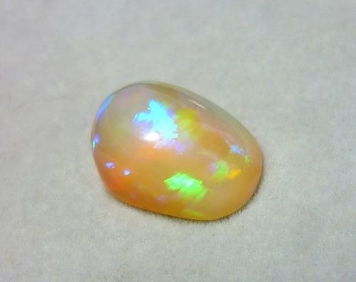 7.00CT RAINBOW FLASHING CRYSTAL OPAL