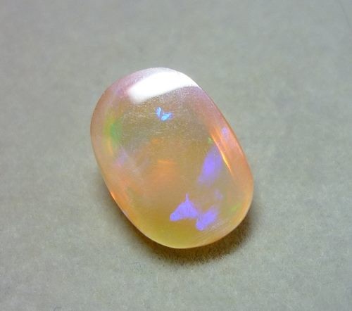 7.00CT RAINBOW FLASHING CRYSTAL OPAL