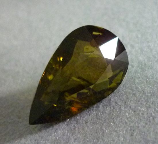 7.74CT 非加熱スプレンディッド ペアカット オリーブ グリーン トルマリン