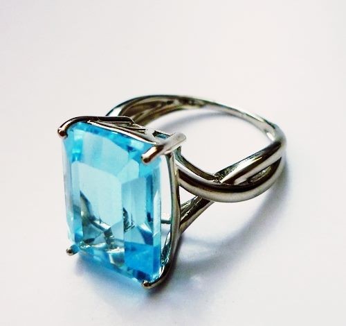 8.54CT HUGE BLUE TOPAZ 10K SOLID WHITE GOLD RING