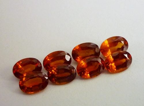 8.55CT GORGEOUS ORANGE HESSONITE LOT 8PCS