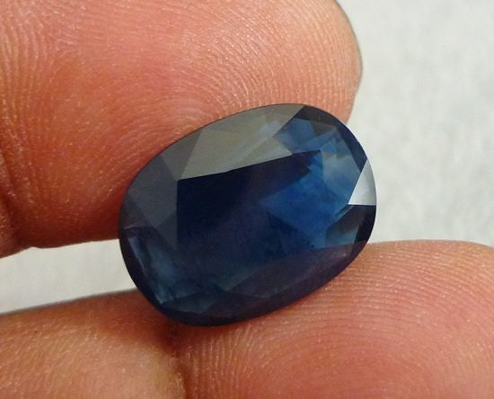 8.65CT VITREOUS HUGE FLAT CUT NATURAL DEEP BLUE SAPPHIRE