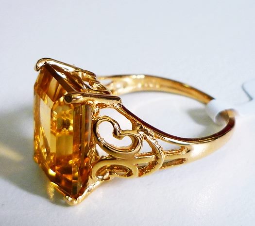 8.67CT GORGEOUS YELLOW CITRINE 10K SOLID YELLOW GOLD RING