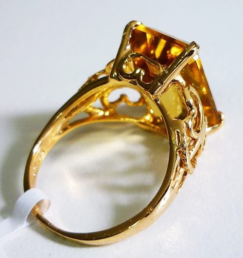 8.67CT GORGEOUS YELLOW CITRINE 10K SOLID YELLOW GOLD RING