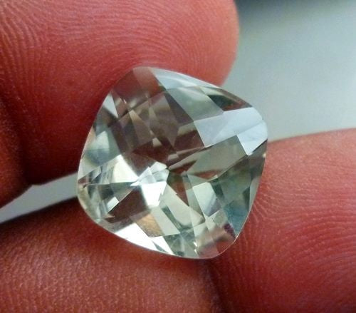 8.73CT GORGEOUS100% NATURAL GREEN AMETHYST