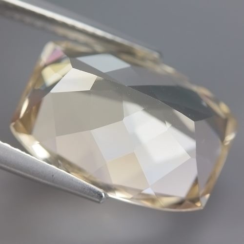 9.85 CT 非加熱インペリアル トパーズ カラー 天然スモーキー クォーツ