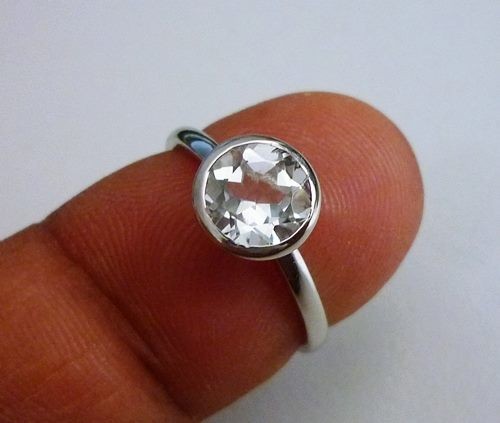 GORGEOUS DAZZLING WHITE TOPAZ 10K SOLID WHITE GOLD RING