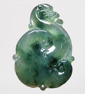 UNTREATED GLASSY GREEN NATURAL JADEITE PENDANT