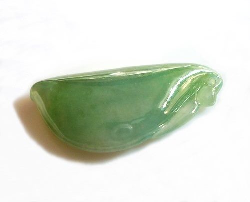 UNTREATED WATERY GREEN NATURAL A GRADE JADEITE PENDANT